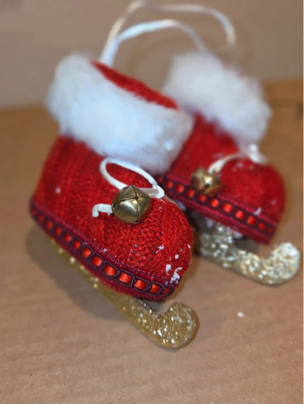 Ice skate christmas tree ornament
